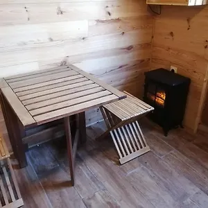 https://cabane-en-bois.hotels-rhonealpes.com